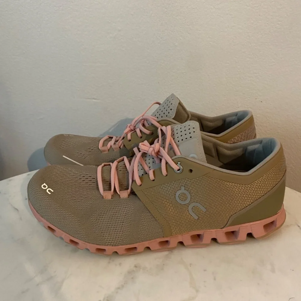 On Cloud X Running Shoes Sand Rose